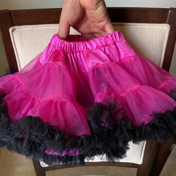 Princess expressions pink and black tutu petticoat never worn - Picture 5 of 7